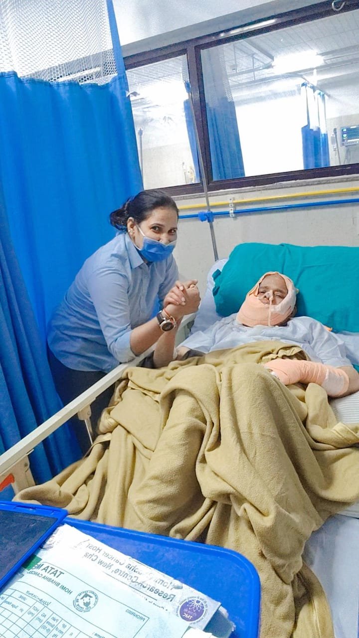 Soni DK Home Care caregiver with patient